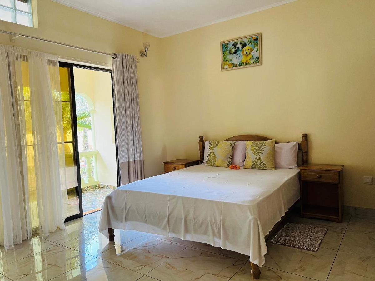 Green Palm Self Catering Anse aux Pins Exterior photo
